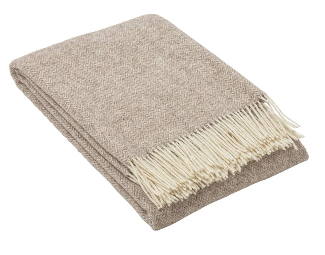 NorraVilla - 100% Wool Blanket - Herringbone throw