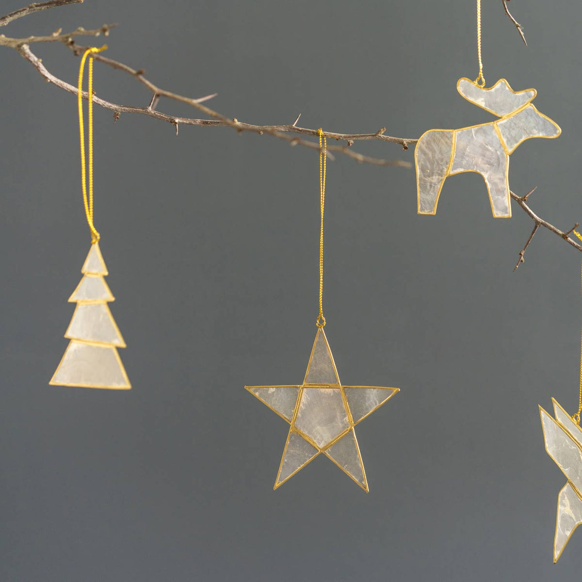 Kinta - Trim Cap Tree Origami Offwhite w/ gold 8 cm