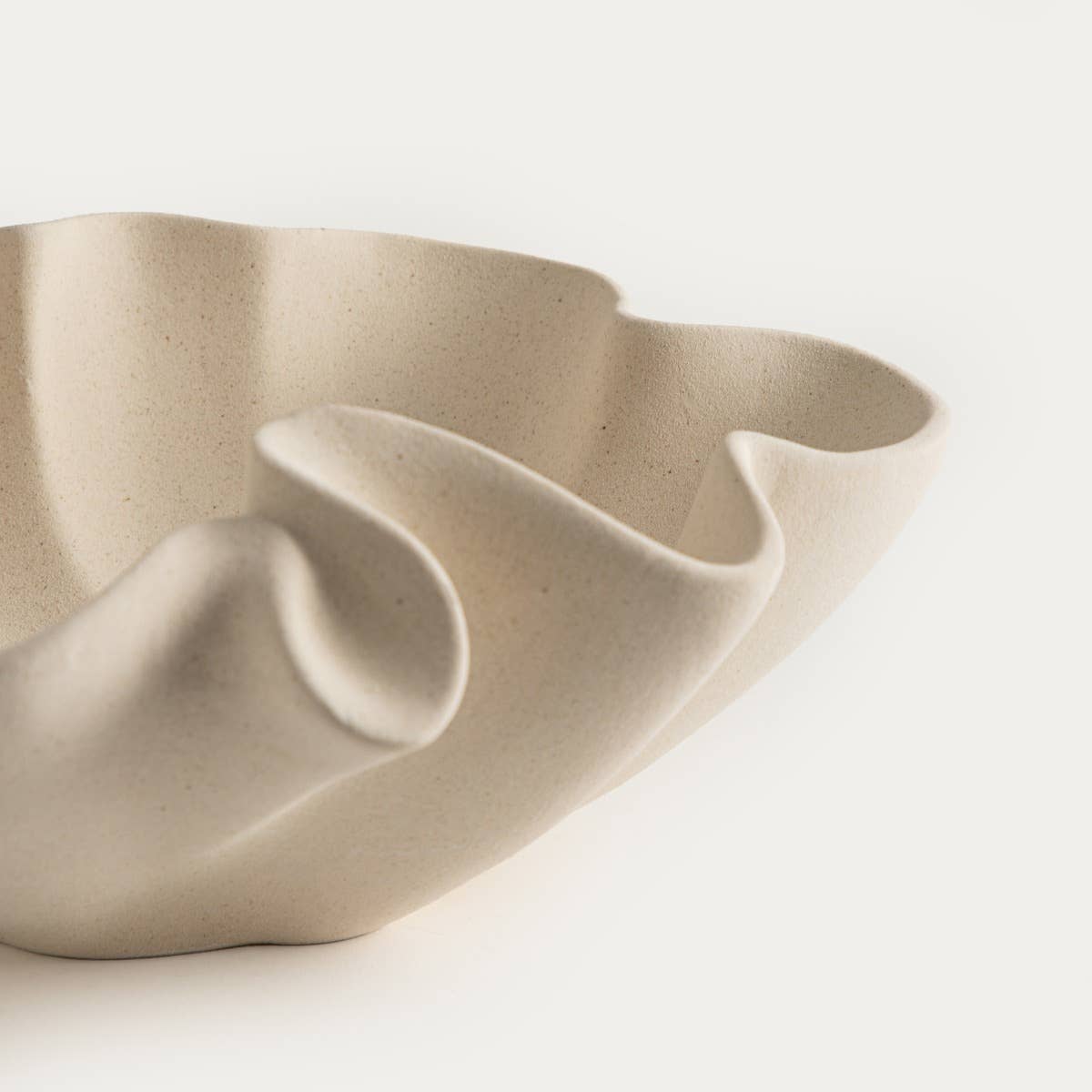 Decorative tray | EVANIA | irregular edge, beige