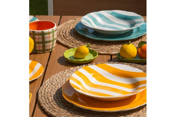 VdE Tivoli 1996 - FRUIT LIFE GREEN PLATE / DECORATIVE CHILI PEPPER.