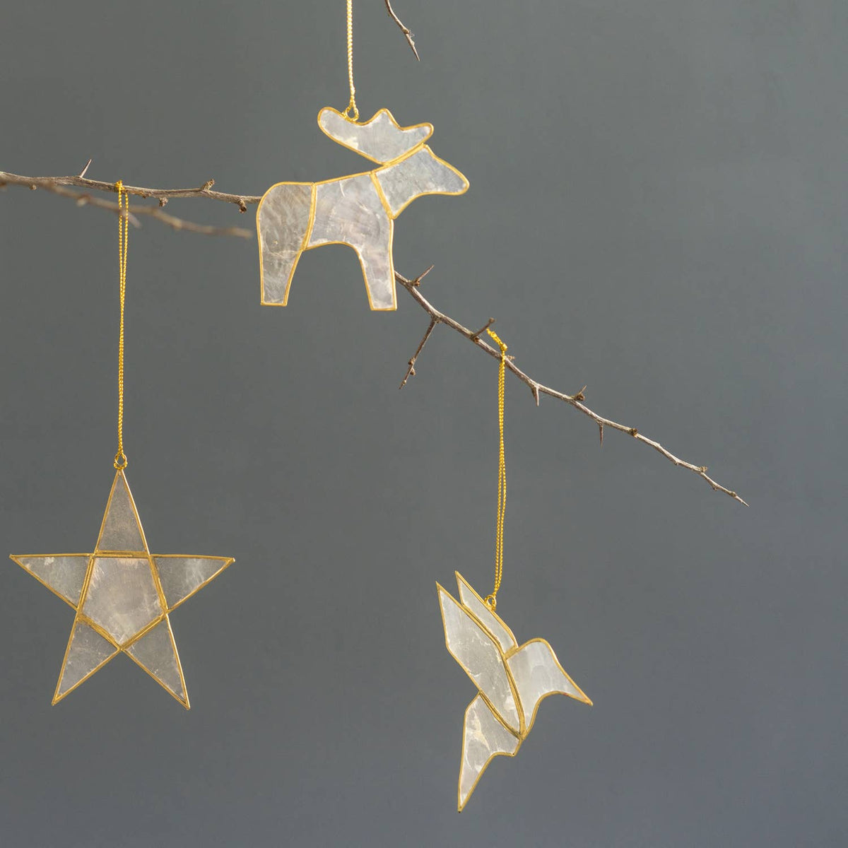 Kinta - Trim Cap Bird Origami Offwhite w/ gold 9 cm