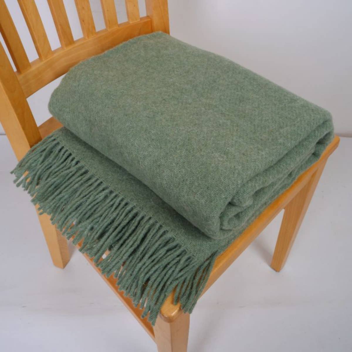 NorraVilla - Wool Blanket - Solid Color Green