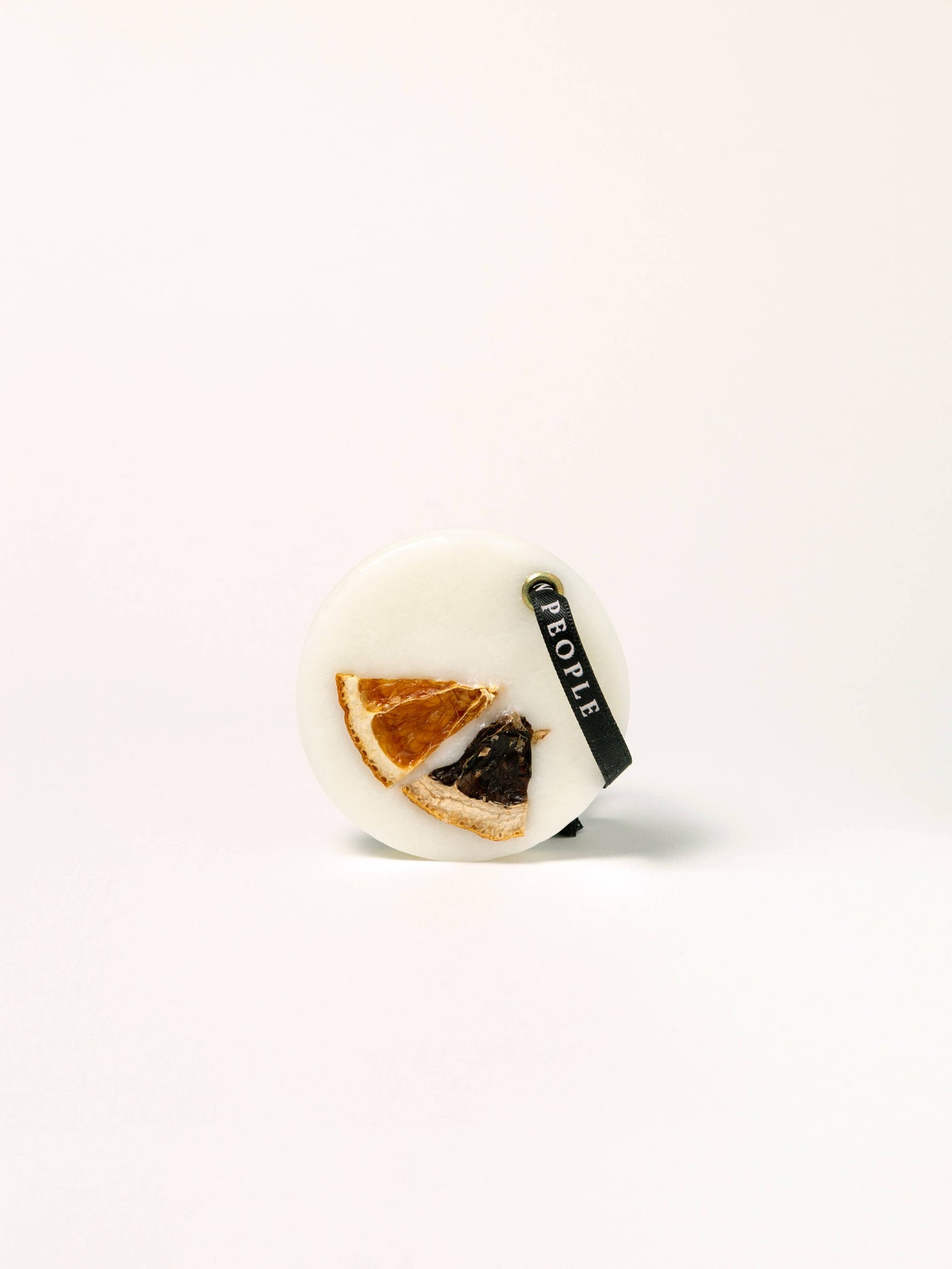 ELEVEN PEOPLE - 10 Bergamot, Mandarine and Basil Closet Wax Bar Freshener