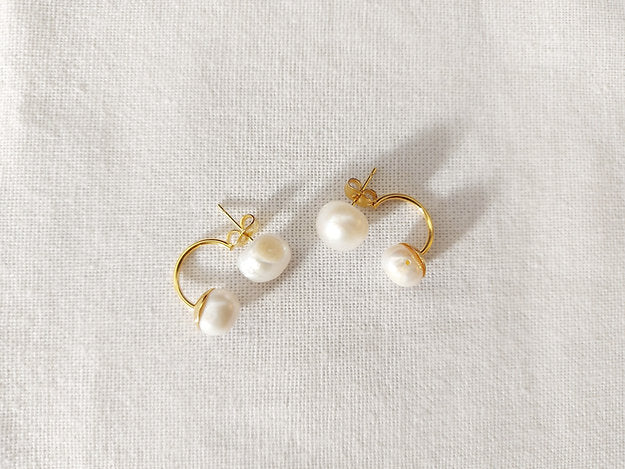 Voula Pearl