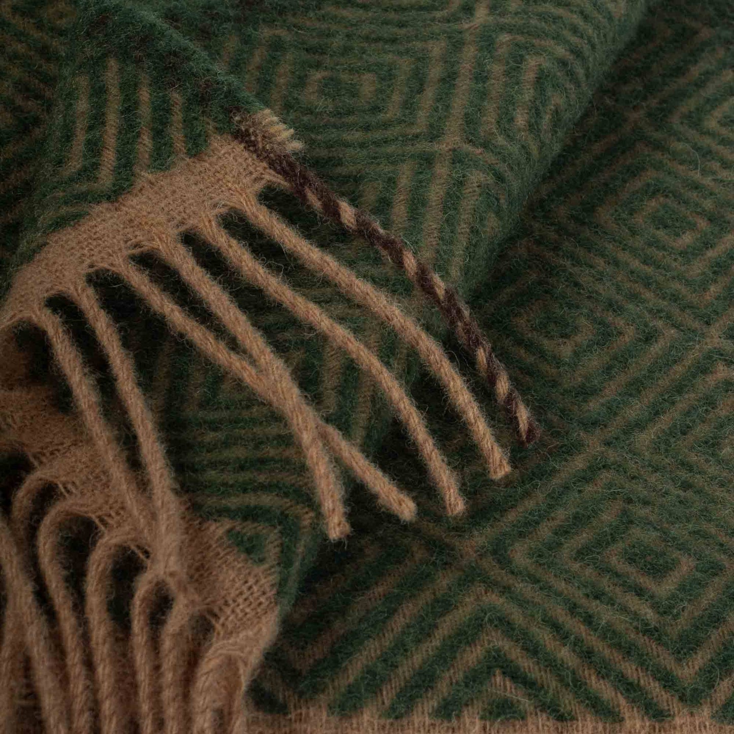 MoST - Wool Throw Blanket VENEZIA Leaf
