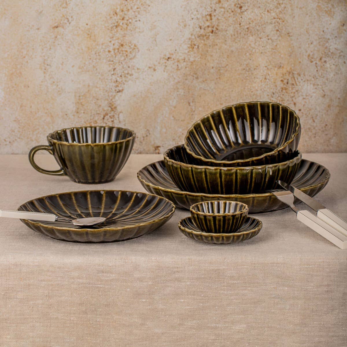 MELIDA | cup-shaped mug dark green | 0.3 l