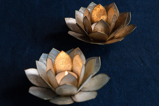 Candleholder Capiz Lotus with Gold Lining - Traditional 15cm