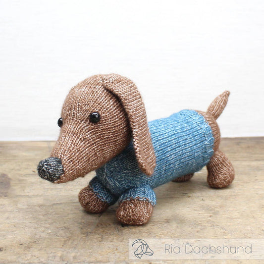 Hardicraft - DIY Knitting Kit - Ria Dachshund