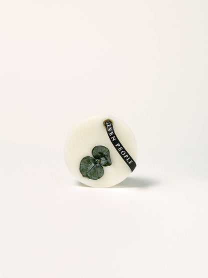 ELEVEN PEOPLE - 08 Sea Salt, Jasmine and Cedarwood Closet Wax Bar Freshener