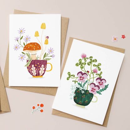 Studio Kuukeluus - Greeting card Cup of Pansies