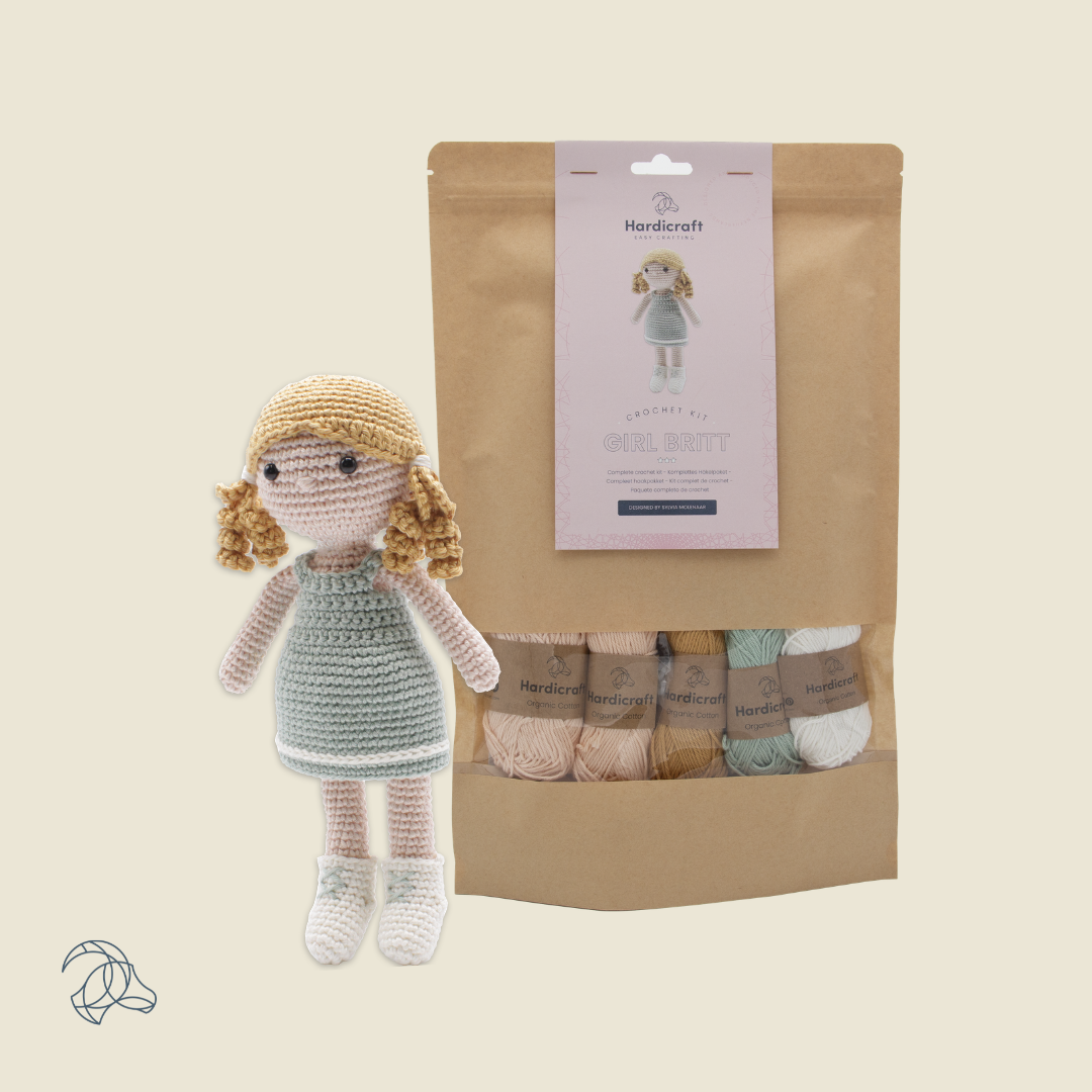 Hardicraft - DIY Crochet Kit - Girl Britt