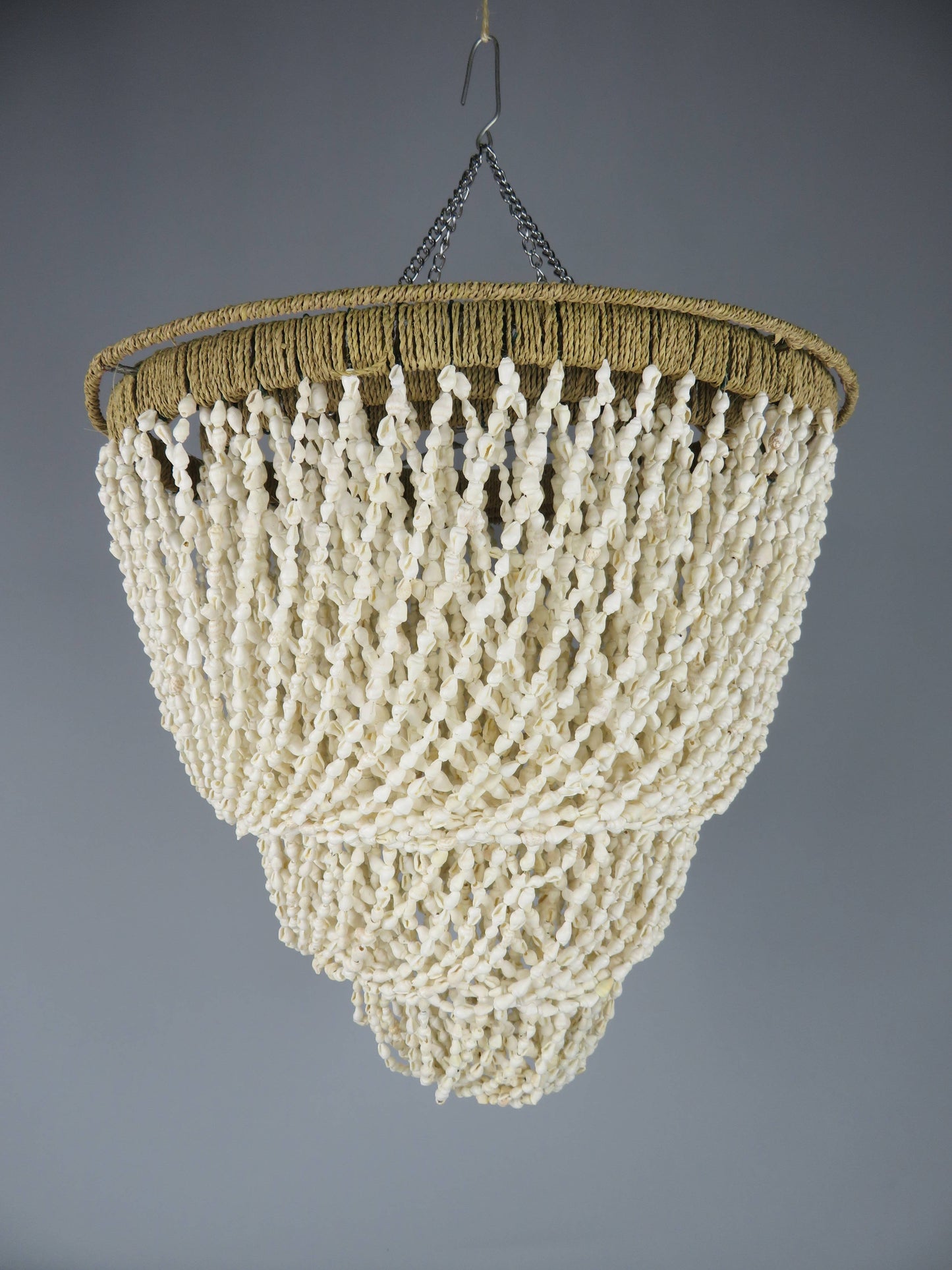 Product Import Holland - Shell pendant - Layered skirt cap