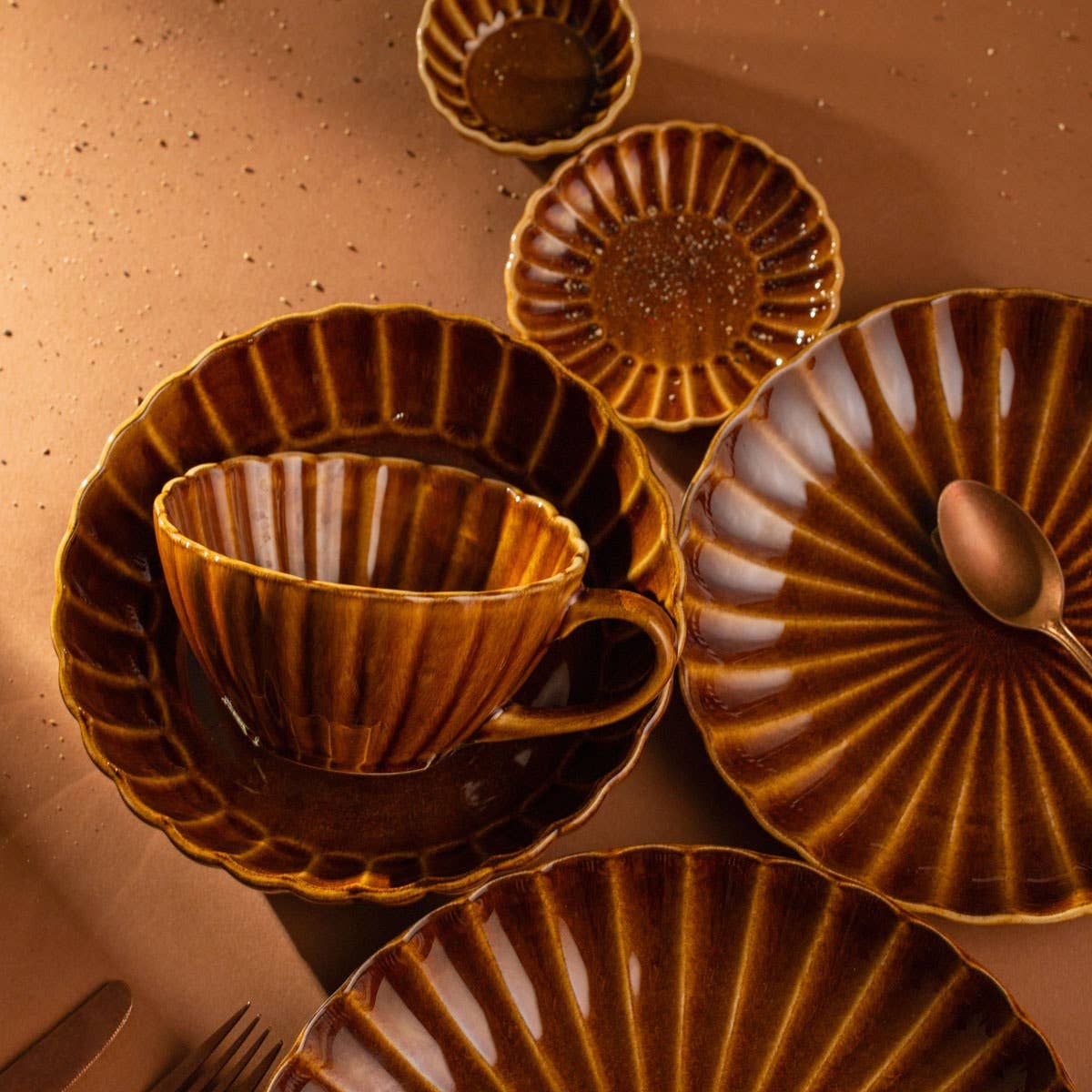 MELIDA | cup-shaped mug | amber | 0.3 l