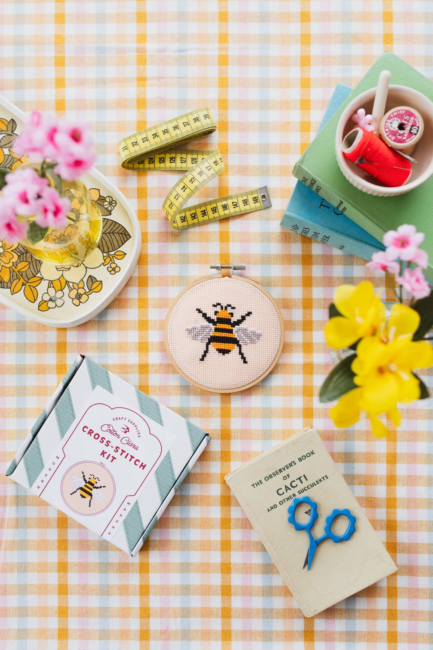 Cotton Clara Craft Kits & Supplies - Beginner Bumble Bee Cross Stitch Kit