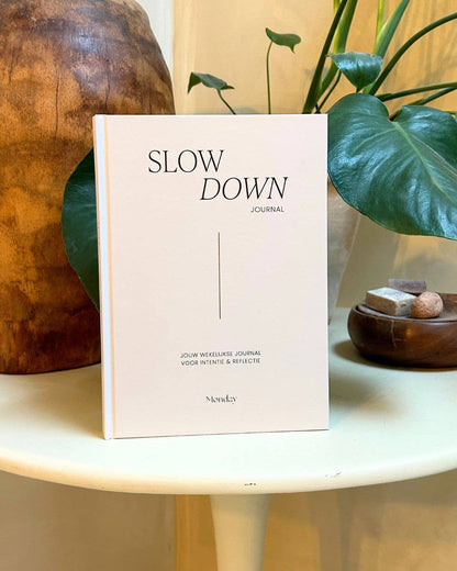 Monday - Slow Down Journal | For reflection and intention | NL | Dutch