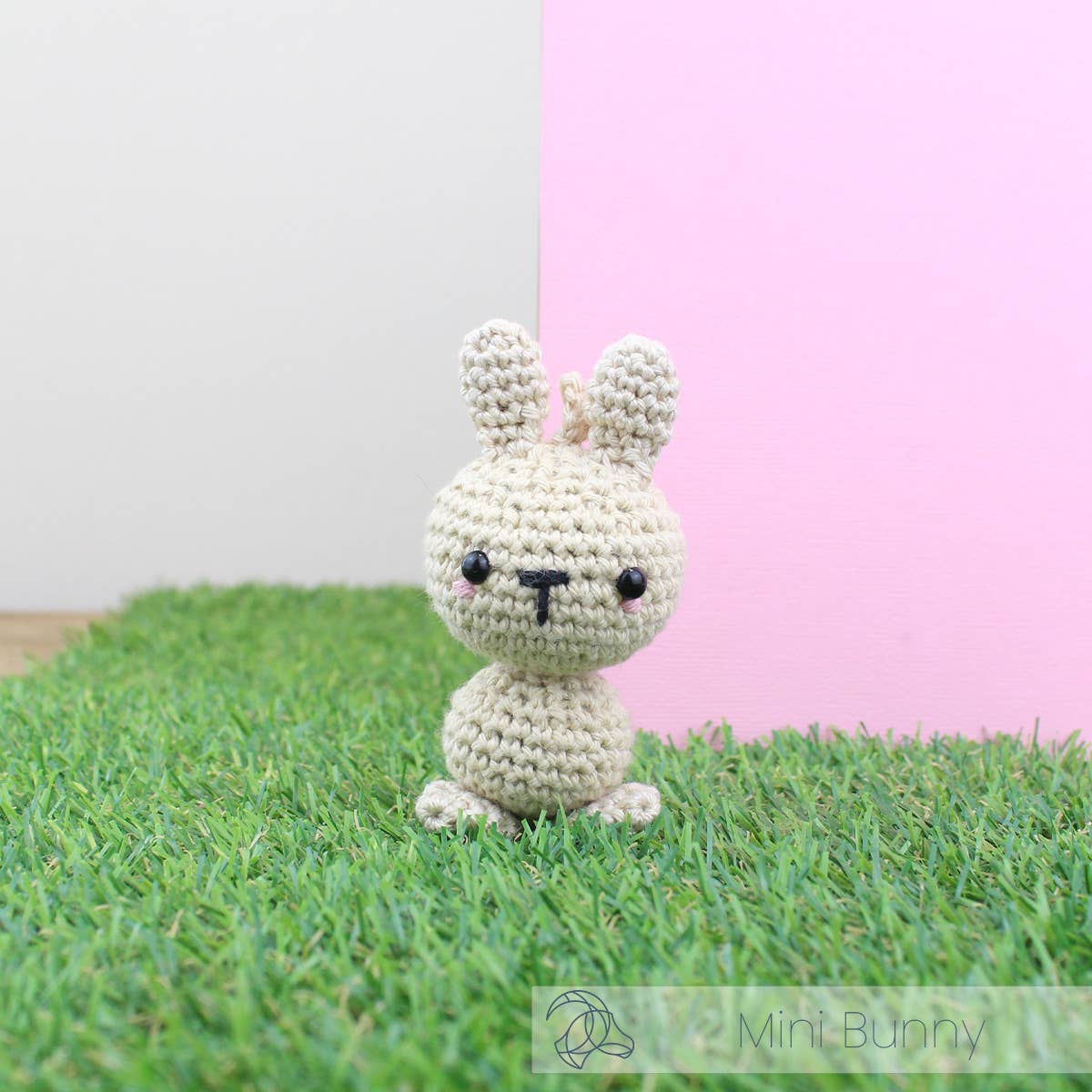 Hardicraft - DIY Crochet Kit - Mini Bunny