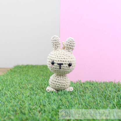 Hardicraft - DIY Crochet Kit - Mini Bunny