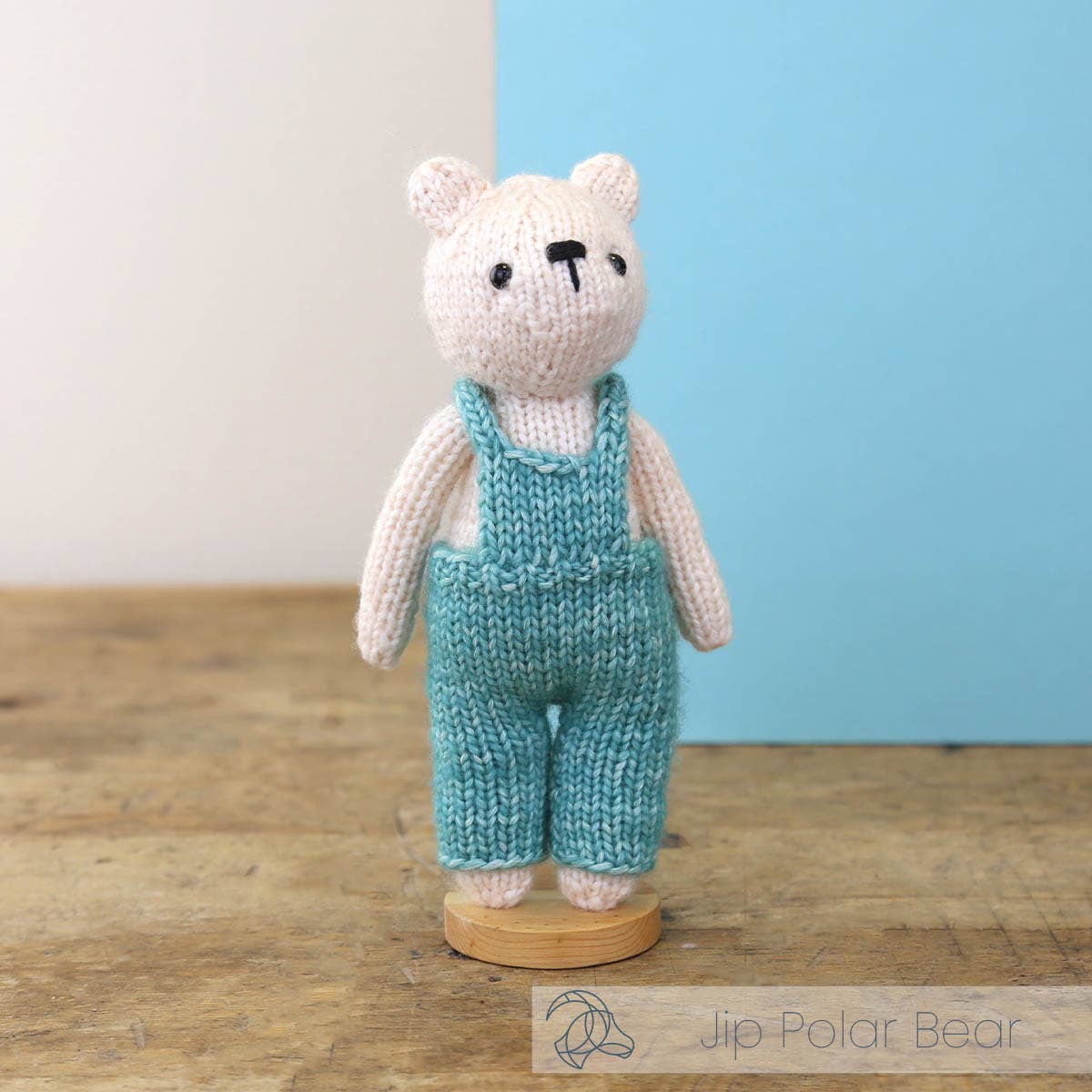 Hardicraft - DIY Knitting Kit - Jip Polar Bear