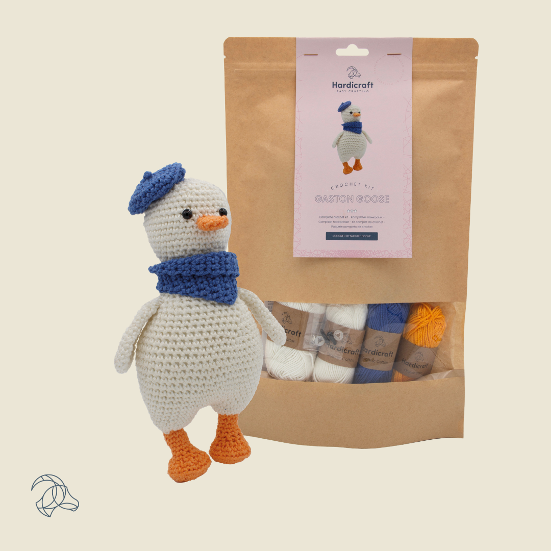 Hardicraft - DIY Crochet Kit - Gaston Goose