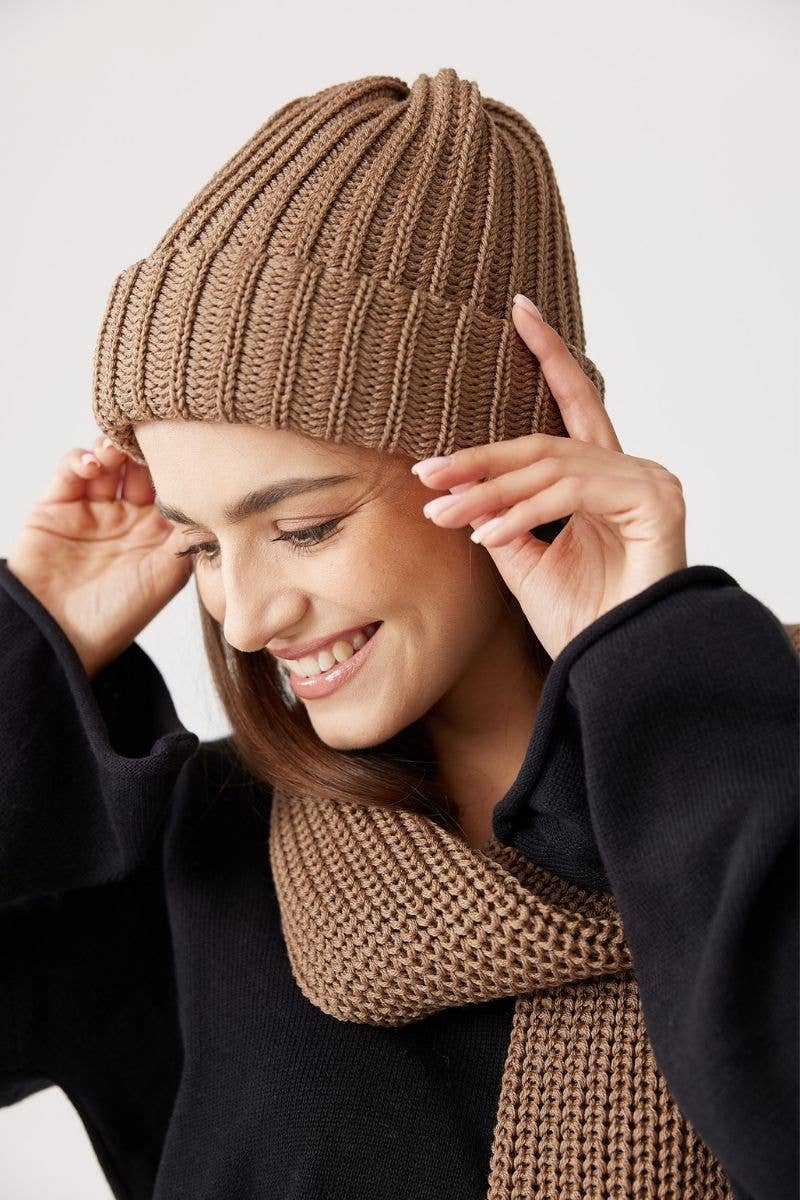 Ander - COCO Scarf 100% merino wool in Black, Camel or White