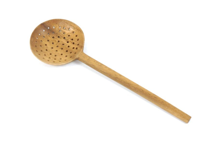 Spoon with holes acacia