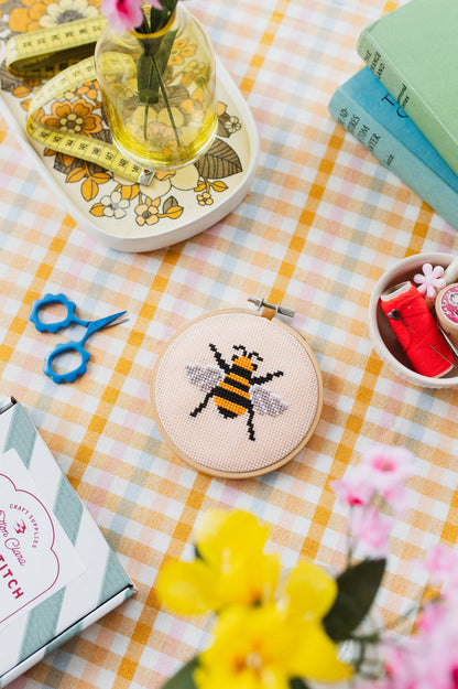 Cotton Clara Craft Kits & Supplies - Beginner Bumble Bee Cross Stitch Kit