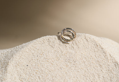 Ugnay Ring