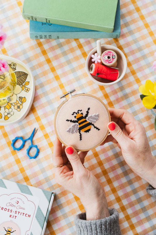 Cotton Clara Craft Kits & Supplies - Beginner Bumble Bee Cross Stitch Kit