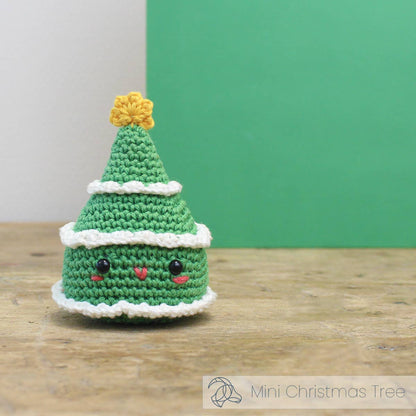 Hardicraft - DIY Crochet Kit - Mini Christmas Tree