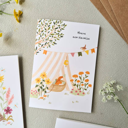 Studio Kuukeluus - Baby card garden - Hello little one