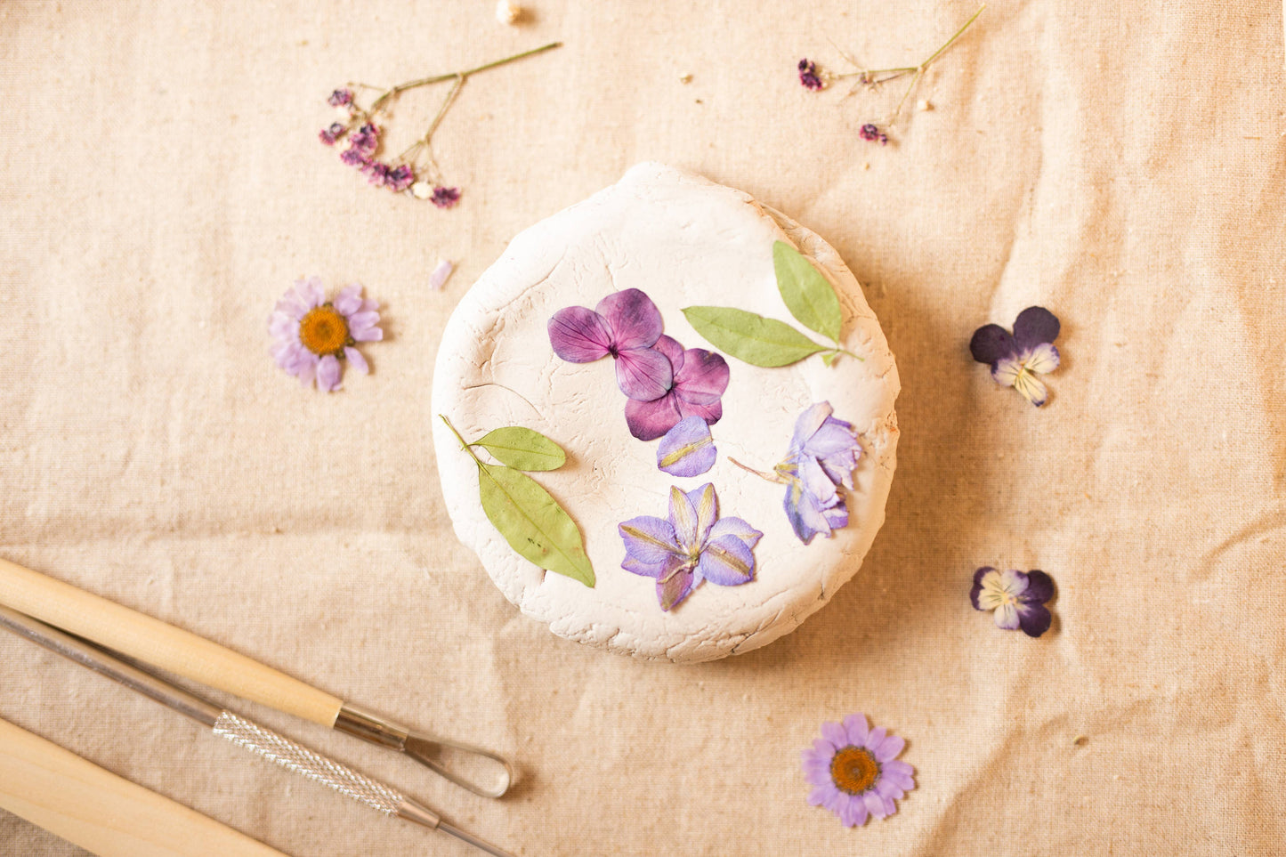 DIY Kits by Mora Approved -  Kintsugi, Pottery & Art - DIY Pottery Kit – Air Dry Clay Starter Set  