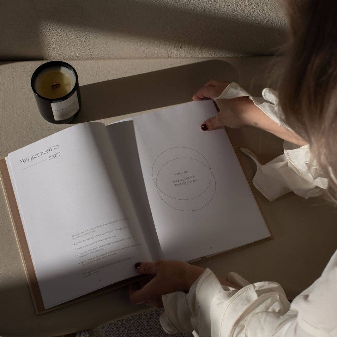 Monday - FURTHER - Clarity Journal | English