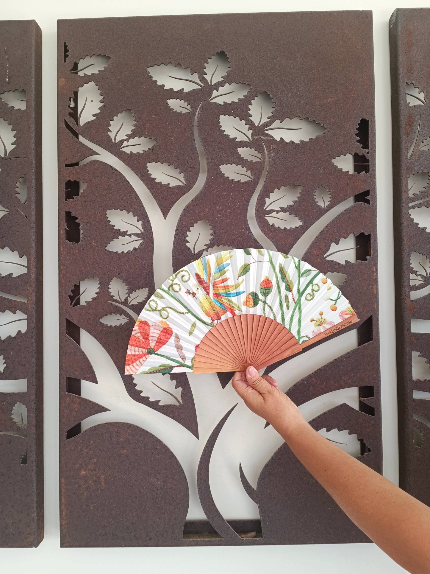 Terra Lusa - Castelo Branco Embroidered Fan