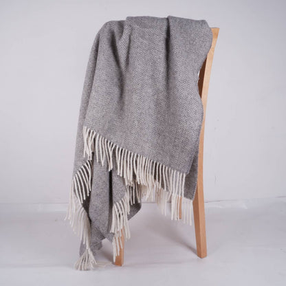 NorraVilla - 100% Wool Blanket - Herringbone throw