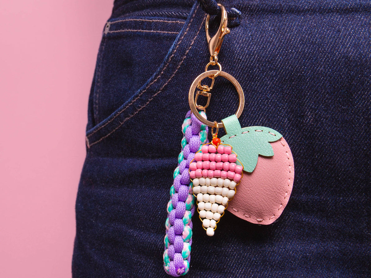 La Petite Épicerie - Can Bag Charm Kit Pshiiit - Strawberry Milk