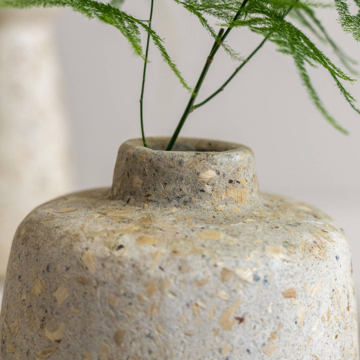 Kinta - Vase Pap Wood Chips T-Upward 16/23 cm