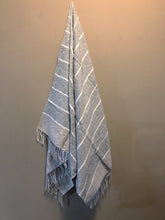 Afbeelding in Gallery-weergave laden, Inabel Rosalia Trambia
