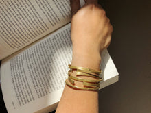 Afbeelding in Gallery-weergave laden, T&#39;Boli Bangle

